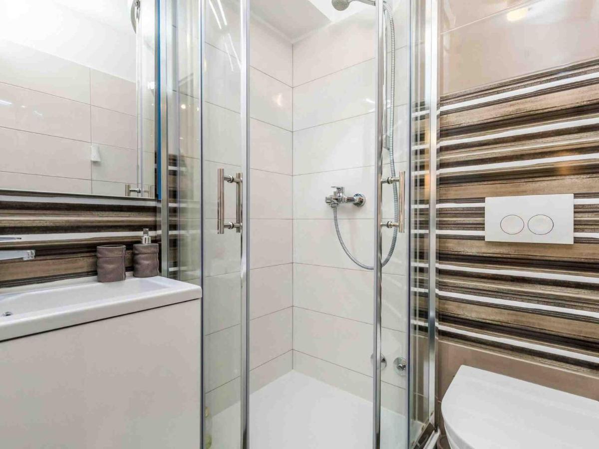 Srok Apartments With Pool Kastav Phòng bức ảnh