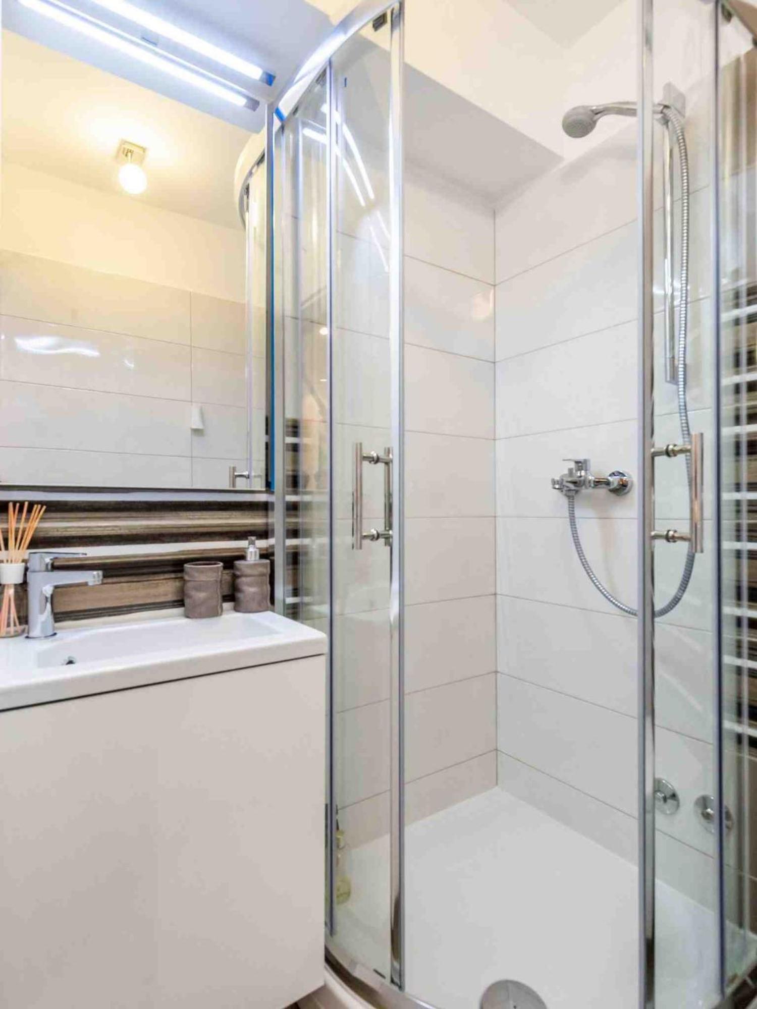 Srok Apartments With Pool Kastav Phòng bức ảnh