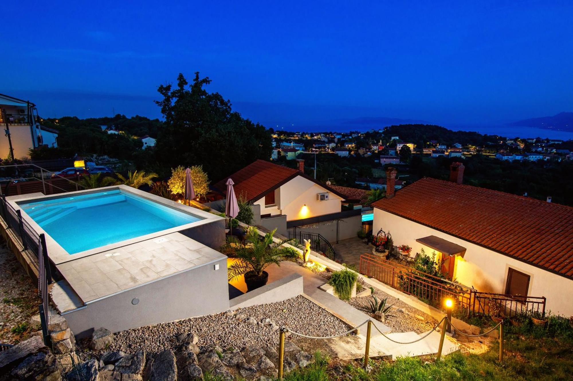 Srok Apartments With Pool Kastav Ngoại thất bức ảnh